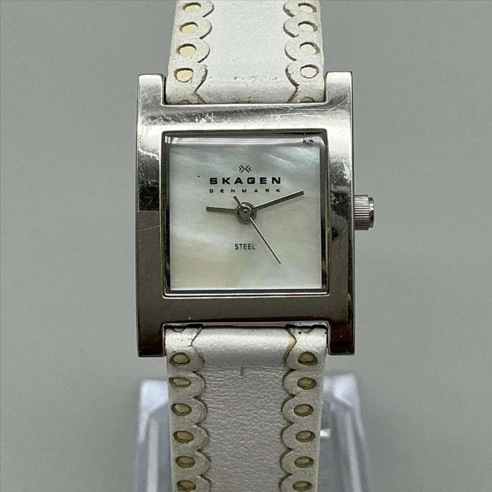 Skagen N283SSLW Womens Watch 21mm MOP Dial White Leather New Battery